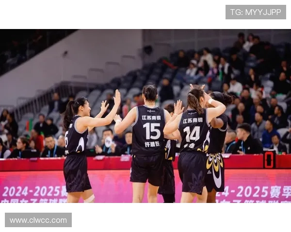 女篮半场压制马里 三主力合力26分 女篮半场压制马里 三主力合力26分